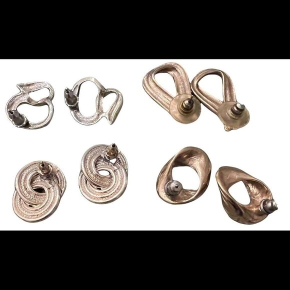 4 pair of  gold colored earrings Swirly & sophisticated EVC - Picture 5 of 11